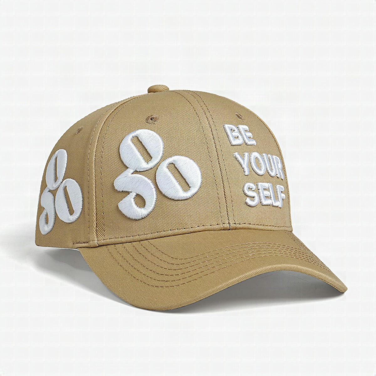 Gorra de mujer con diseño moderno