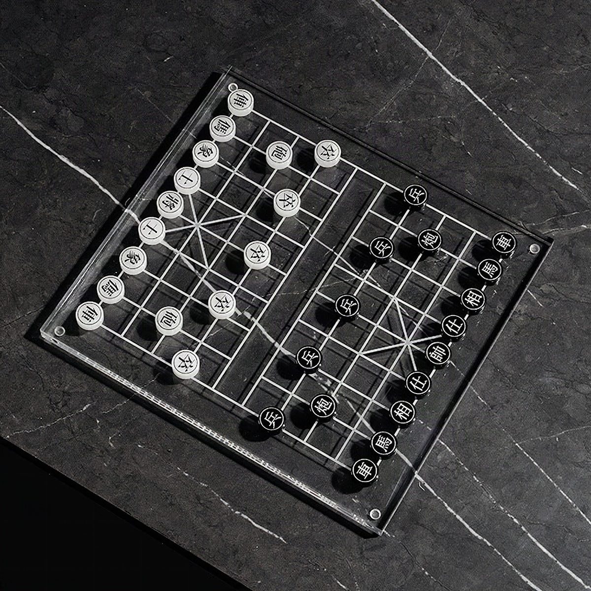 Juego de mesa transparente moderno