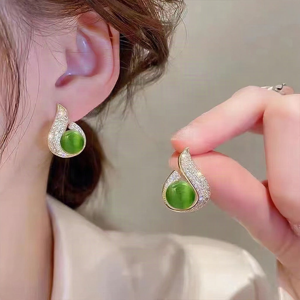 Pendientes elegantes con perla de imitación y estrás