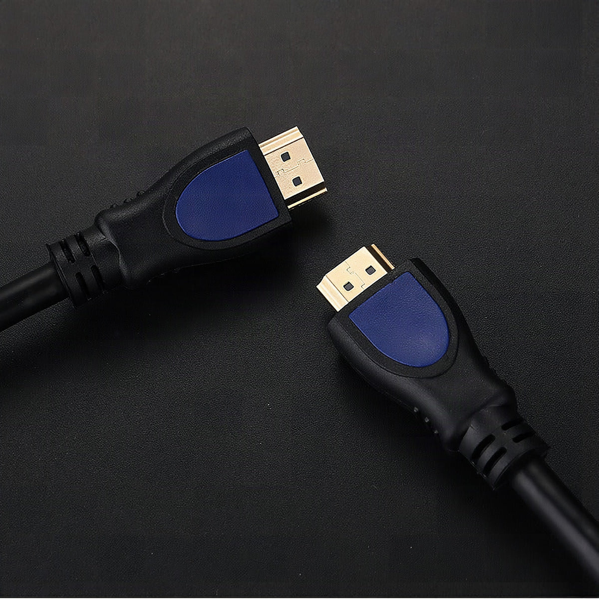 Cable HDMI de alto rendimiento con contactos chapados en oro y transmisión de señal optimizada