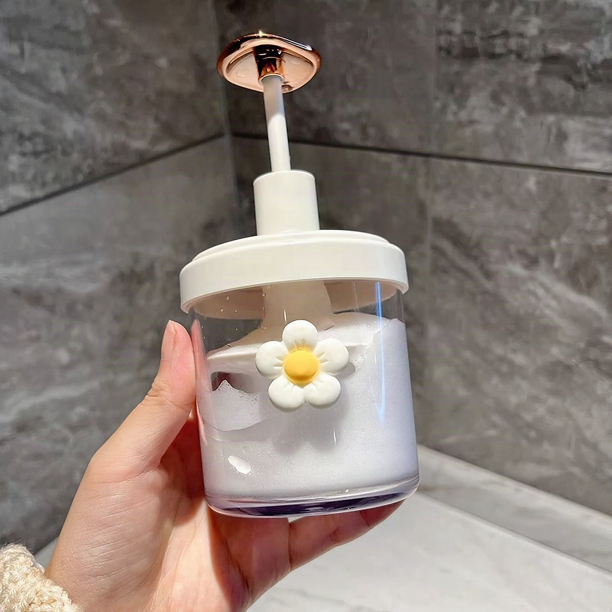 Vaso decorativo con diseño de flor