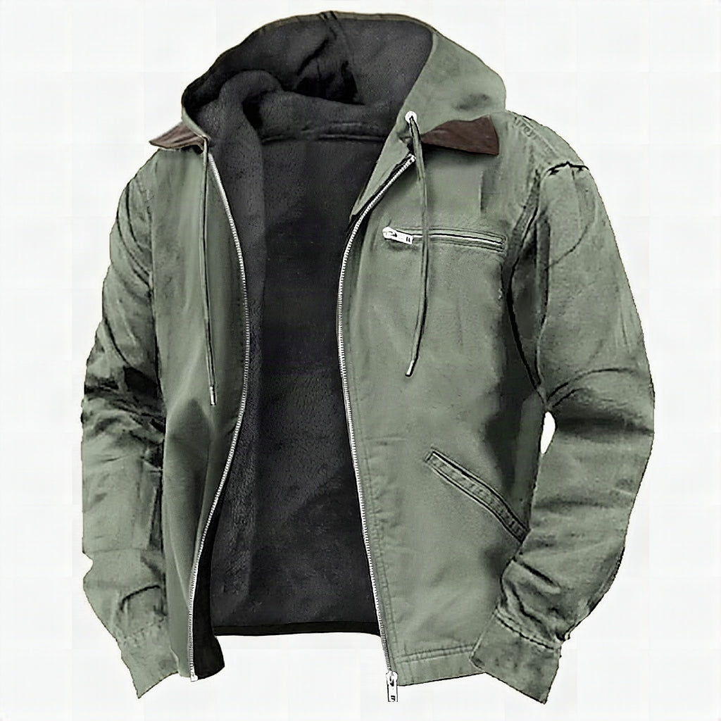 Detalle del diseño clásico de la Chaqueta Atlas con cremallera y capucha.