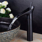Grifo de lavabo cascada estilo antiguo