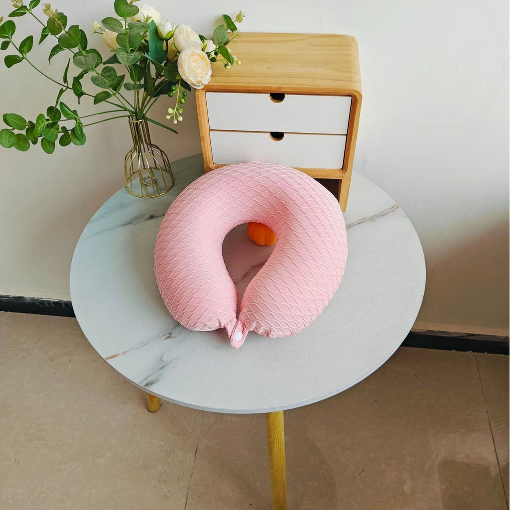 Almohada cervical unisex con diseño ergonómico y funda extraíble