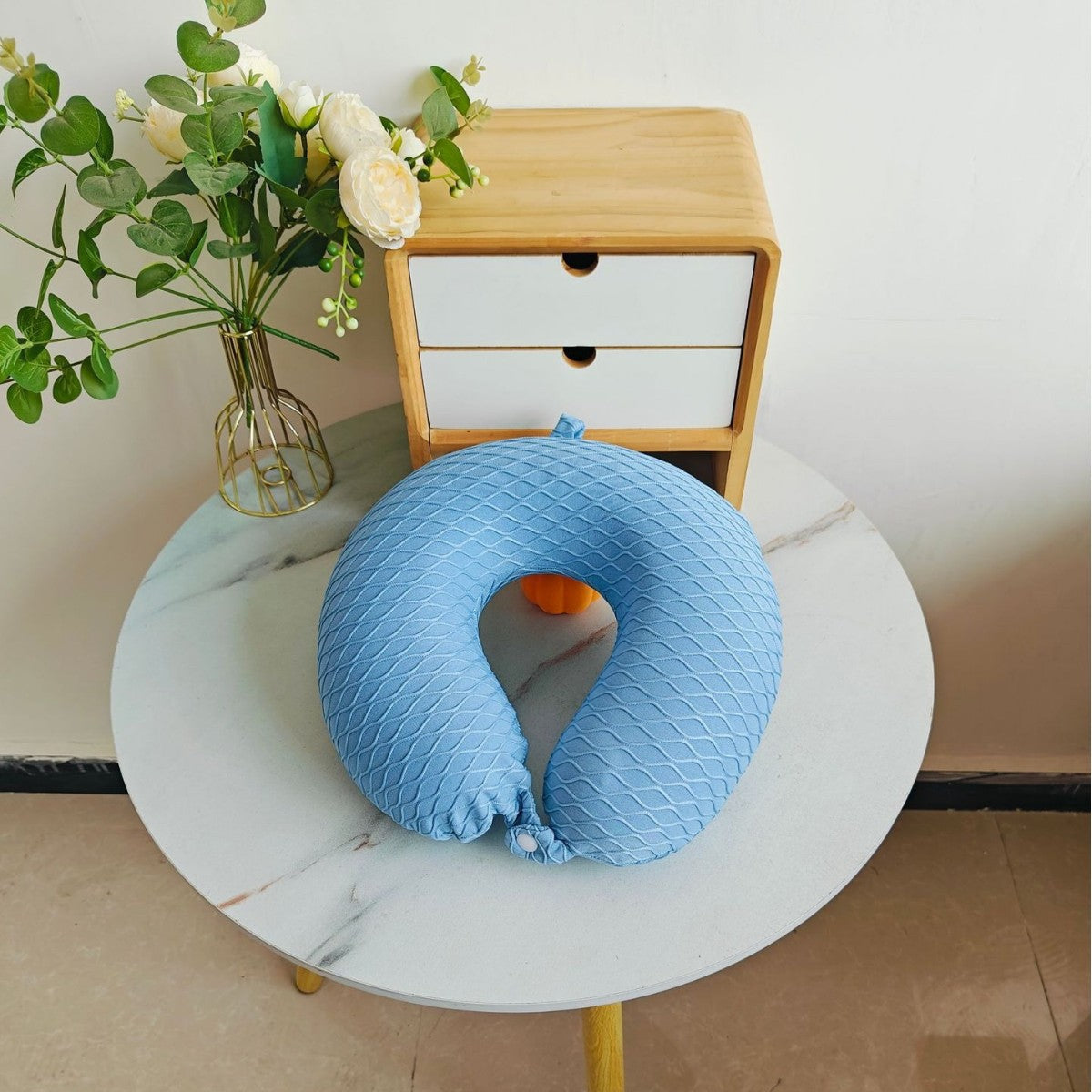 Almohada cervical unisex con diseño ergonómico y funda extraíble