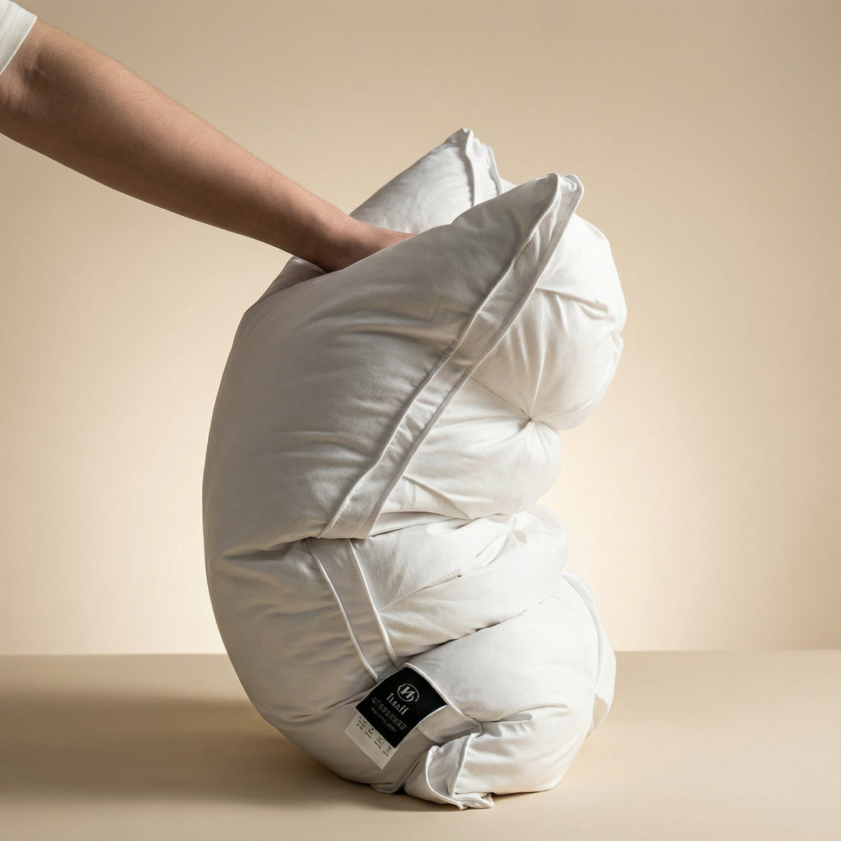 Almohada de plumón lujosa | Soporte suave para un sueño reparador | Funda de algodón transpirable