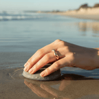 Anillo ajustable de plata con diseño oceánico