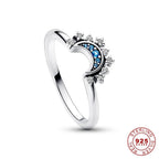 Anillo Heliara de plata de ley con cristales y diseño sol y luna