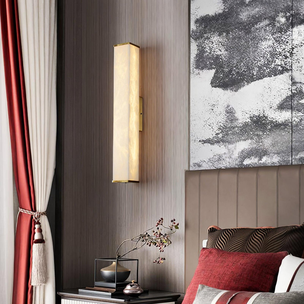 Aplique de pared LED de latón con pantalla de alabastro para interiores modernos