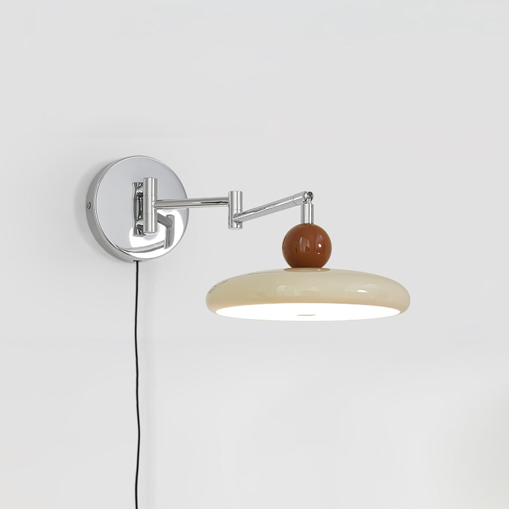Aplique de pared Lola con disco redondo y LED integrado para interior