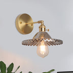 Aplique de pared industrial con cuenco de latón y cristal ahumado, 1 luz