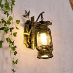 Aplique de pared industrial farol 1 luz con cristal transparente y placa trasera de bambú metálico