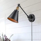 Aplique de pared vintage con brazo articulado y pantalla cónica en negro