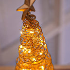 Árbol de Navidad LED con diseño en espiral y estrella decorativa (33 cm)