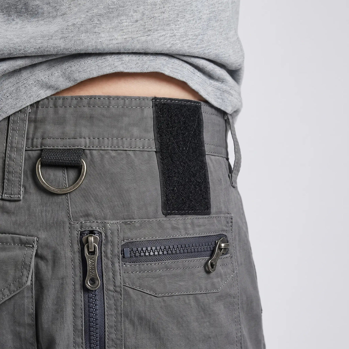 Bermudas cargo para hombre con bolsillos con cremallera