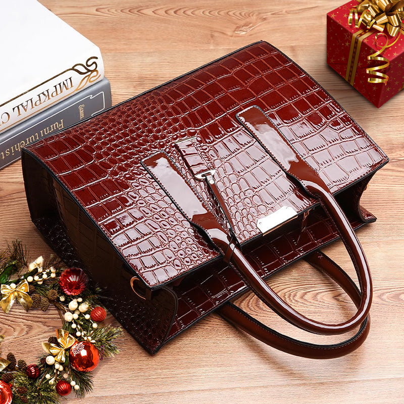 Bolso con relieve de cocodrilo
