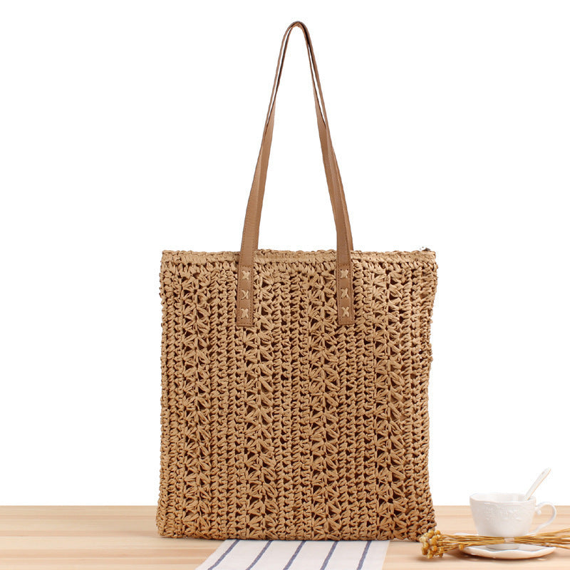 Bolso de playa de hombro artesanal en material natural con diseño resistente