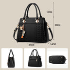 Bolso elegante para mujer con colgante de borla