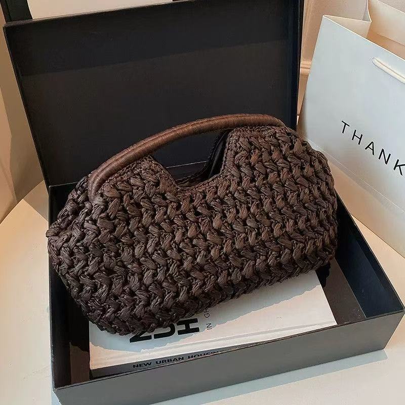 Bolso trenzado de mujer