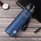 Botella de agua CarryDrink – A prueba de fugas y sin BPA para deporte, trabajo y viajes