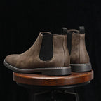 Botines Chelsea de hombre con paneles elásticos laterales y tirador trasero, suela con costuras contrastadas, 3 colores 