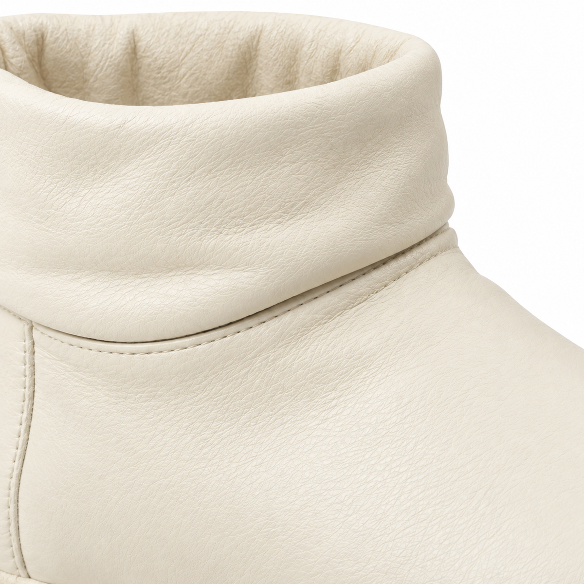 Botines crema de mujer con cuello plegable