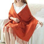Bufanda suave con patrón de rombos para un estilo atemporal y elegancia cálida
