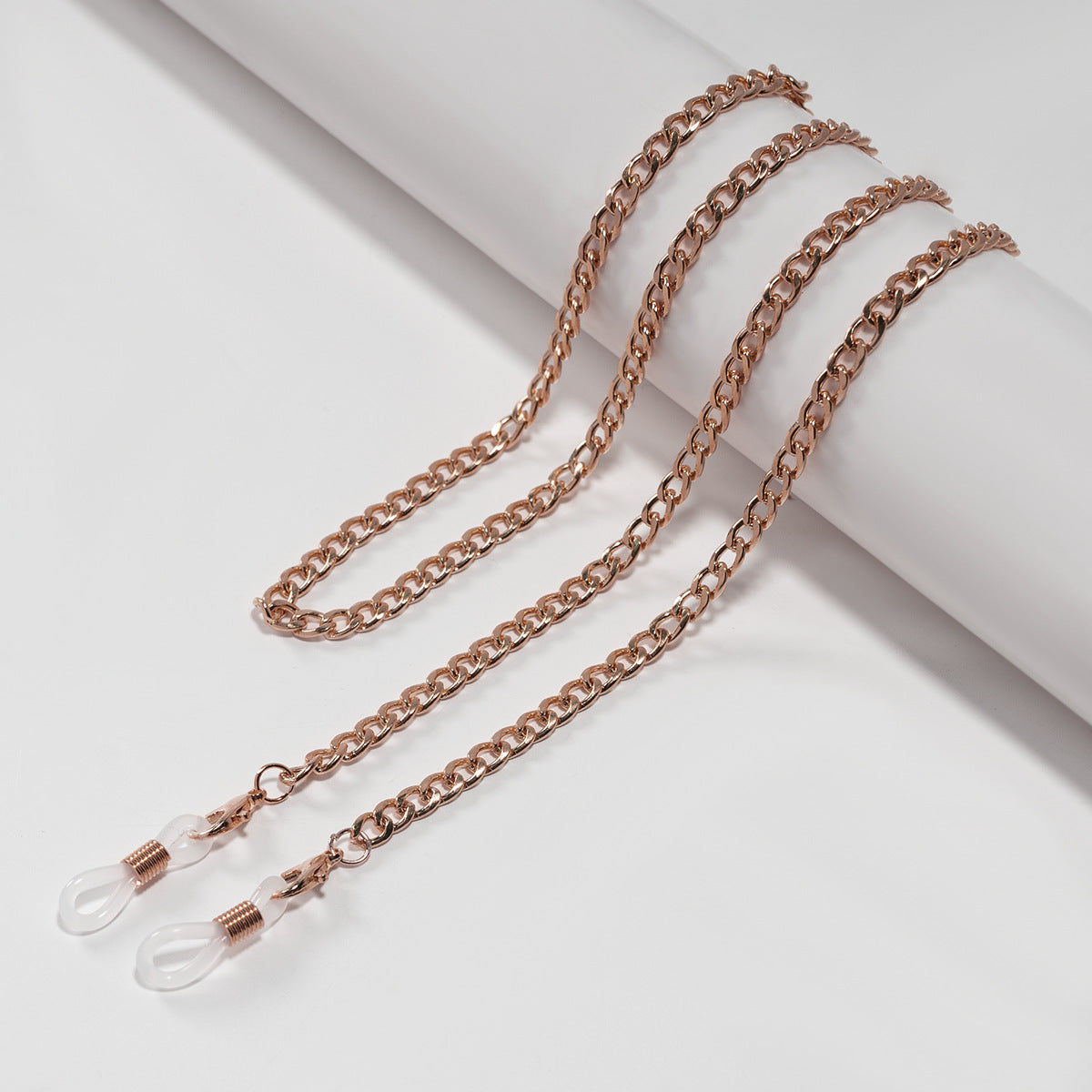 Cadena de estilo moderno