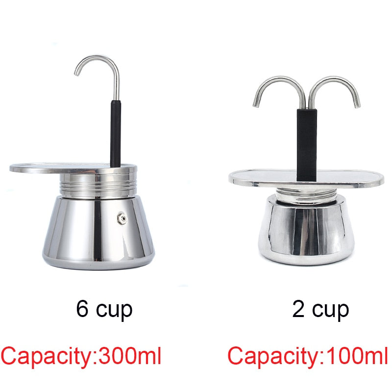 Cafetera italiana de acero inoxidable con diseño moderno