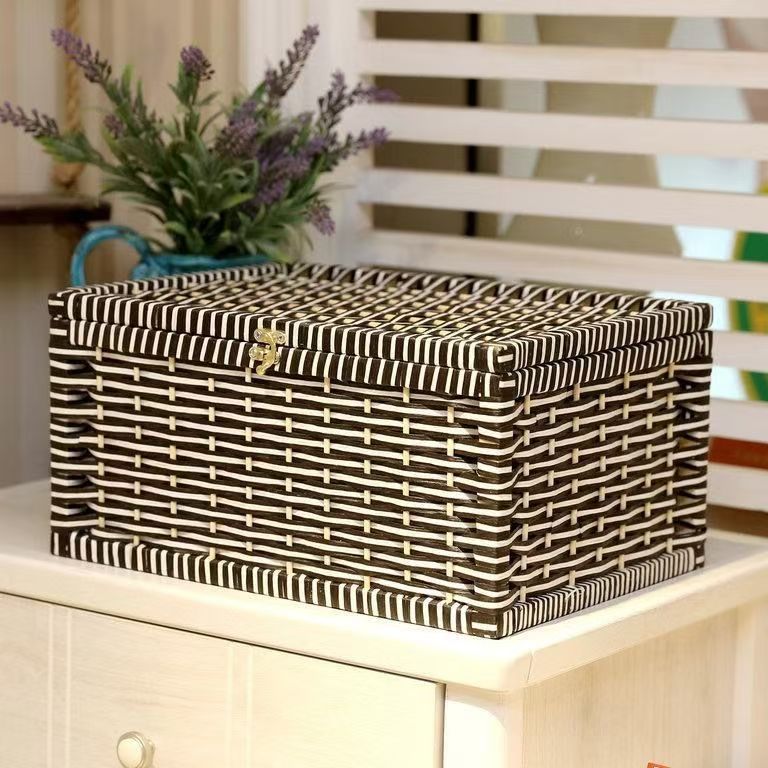 Caja de almacenamiento de ratán