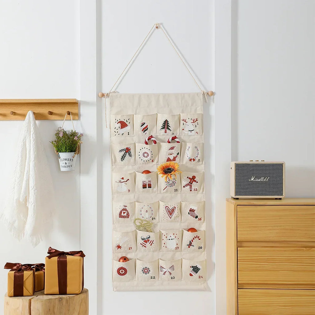 Calendario de adviento con 24 bolsitas de tela para niños – Decoración navideña colgante multicolor