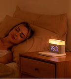 Cargador inalámbrico 3 en 1 con lámpara LED y despertador digital