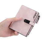 Cartera compacta con cierre magnético