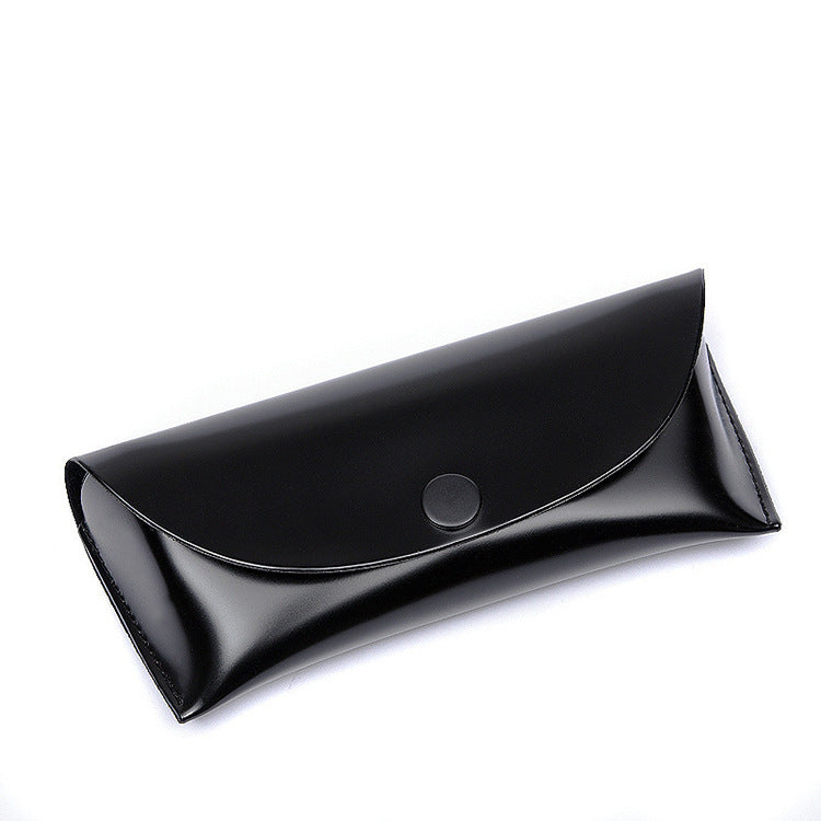 Cartera elegante de piel sintética