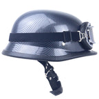 Casco de moto retro con gafas