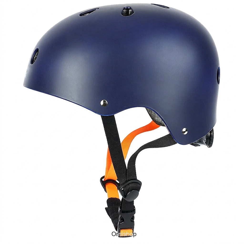 Casco multideporte de perfil bajo con forro EPS absorbente de impactos y correa de barbilla ajustable