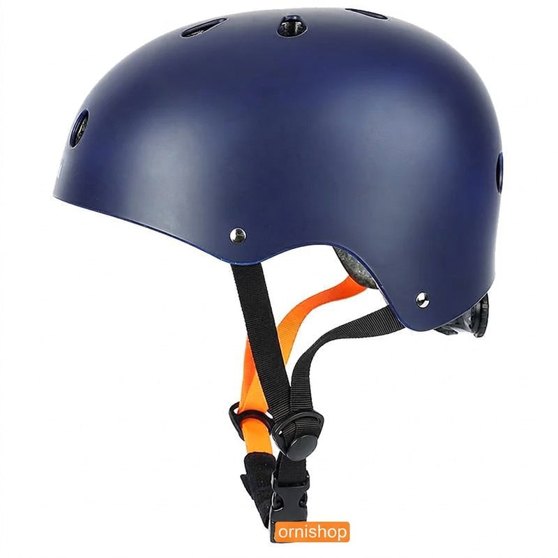 Casco multideporte de perfil bajo con forro EPS absorbente de impactos y correa de barbilla ajustable