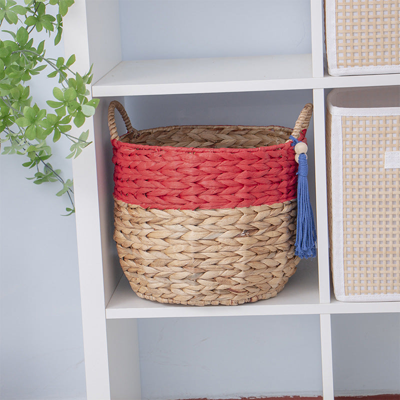 Cesta con cordón y borla decorativa