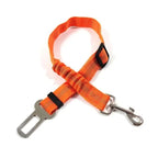 Cinturón de seguridad ajustable para perros en el coche