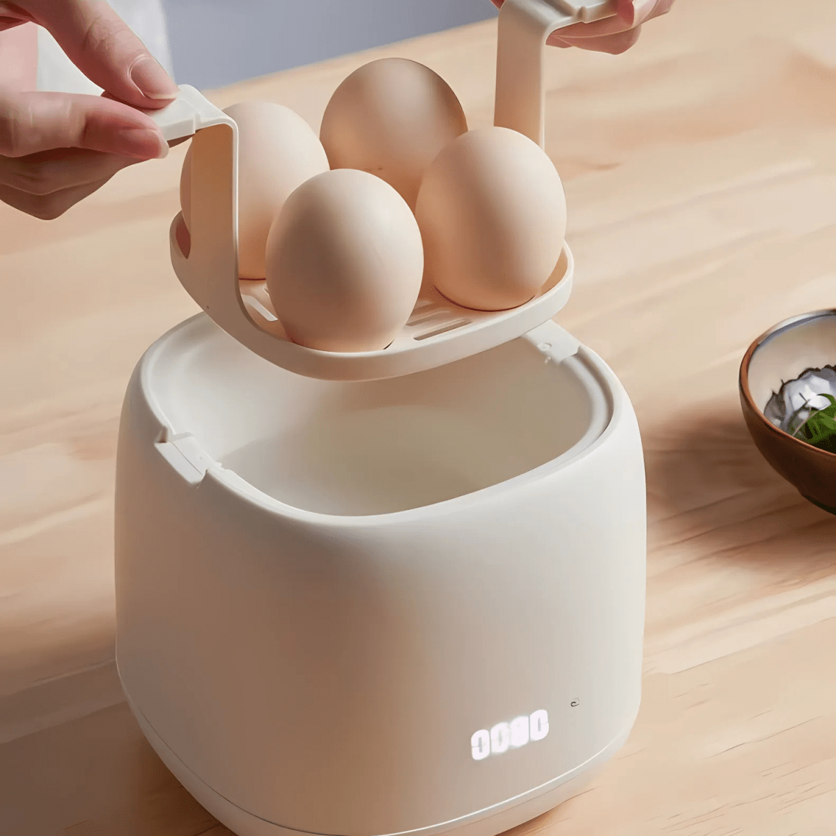Cocedor de huevos eléctrico con carcasa de ABS | Funcionamiento con un botón y apagado automático | Huevos perfectamente
