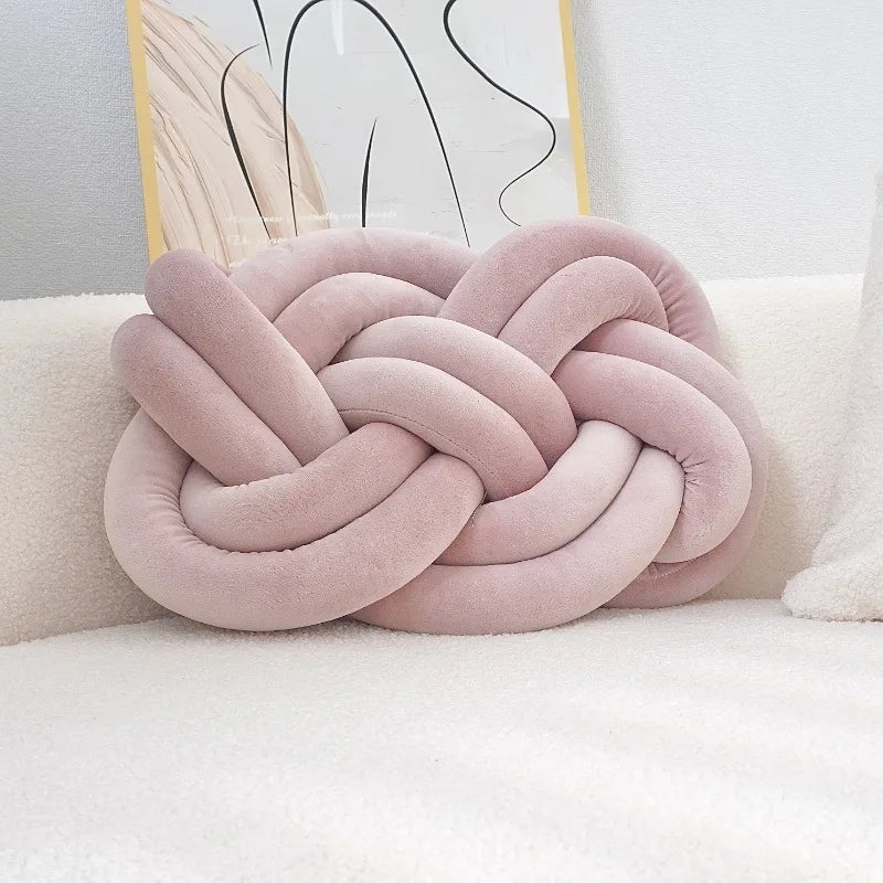 Cojín decorativo con diseño geométrico anudado | Poliéster lavable | 40×30 cm