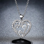 Collar con corazones entrelazados