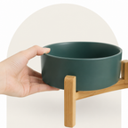 Comedero doble de cerámica con soporte elevado de madera para perros