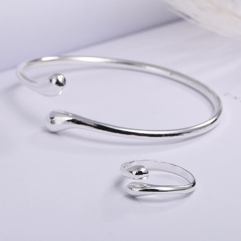 Conjunto de joyería de cuatro piezas