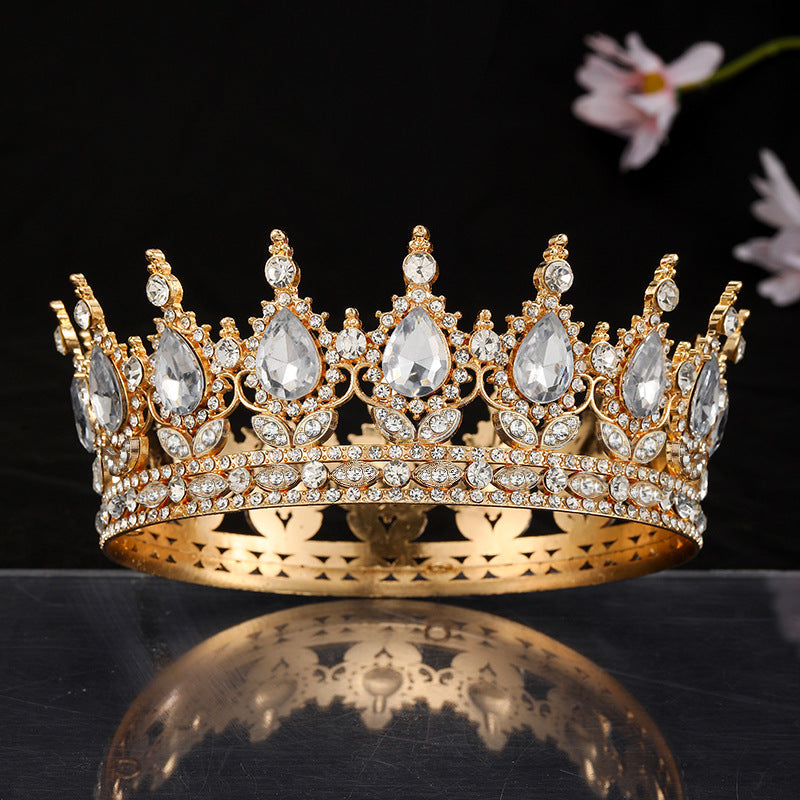 Corona para mujer con elegantes piedras preciosas