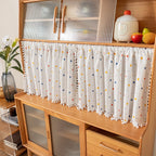 Cortina decorativa de cocina con estampado de fresas