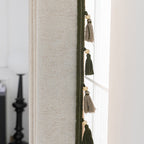 Cortina decorativa con flecos