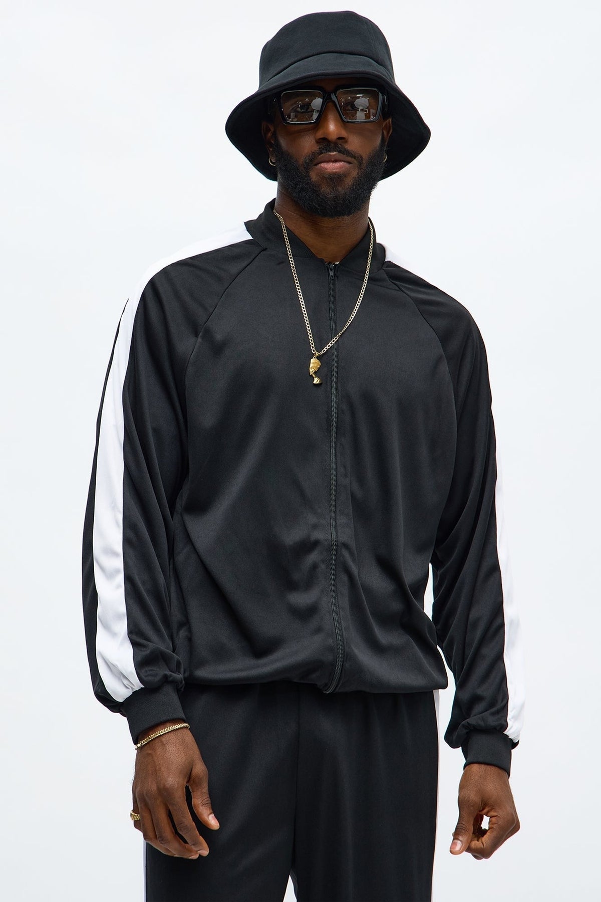 Disfraz de hip hop de dos piezas para hombre con contraste blanco y negro para fiestas