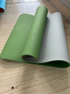 Esterilla de yoga fitness antideslizante con doble amortiguación