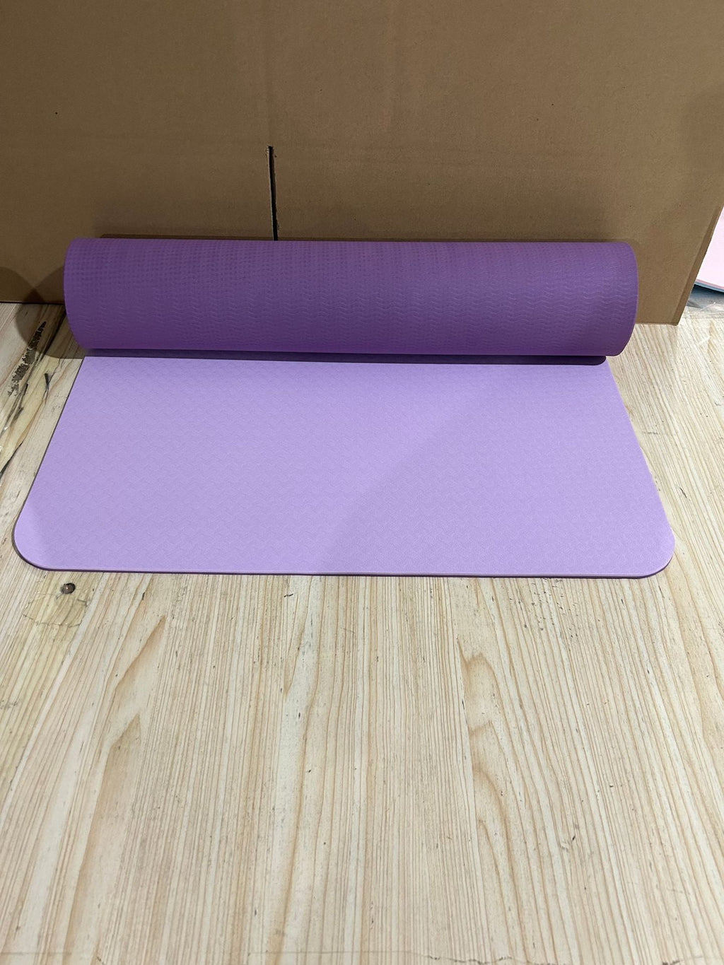 Esterilla de yoga fitness antideslizante con doble amortiguación